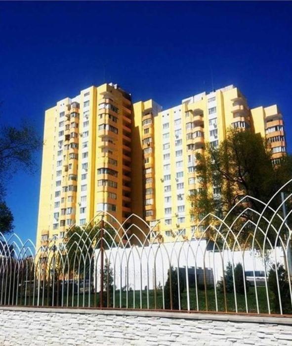 Loft Centr Lägenhet Tiraspol Exteriör bild